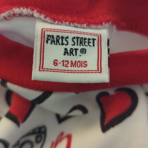 Paris Street Art infant cotton romper all over print 6-12 months - Picture 2 of 5